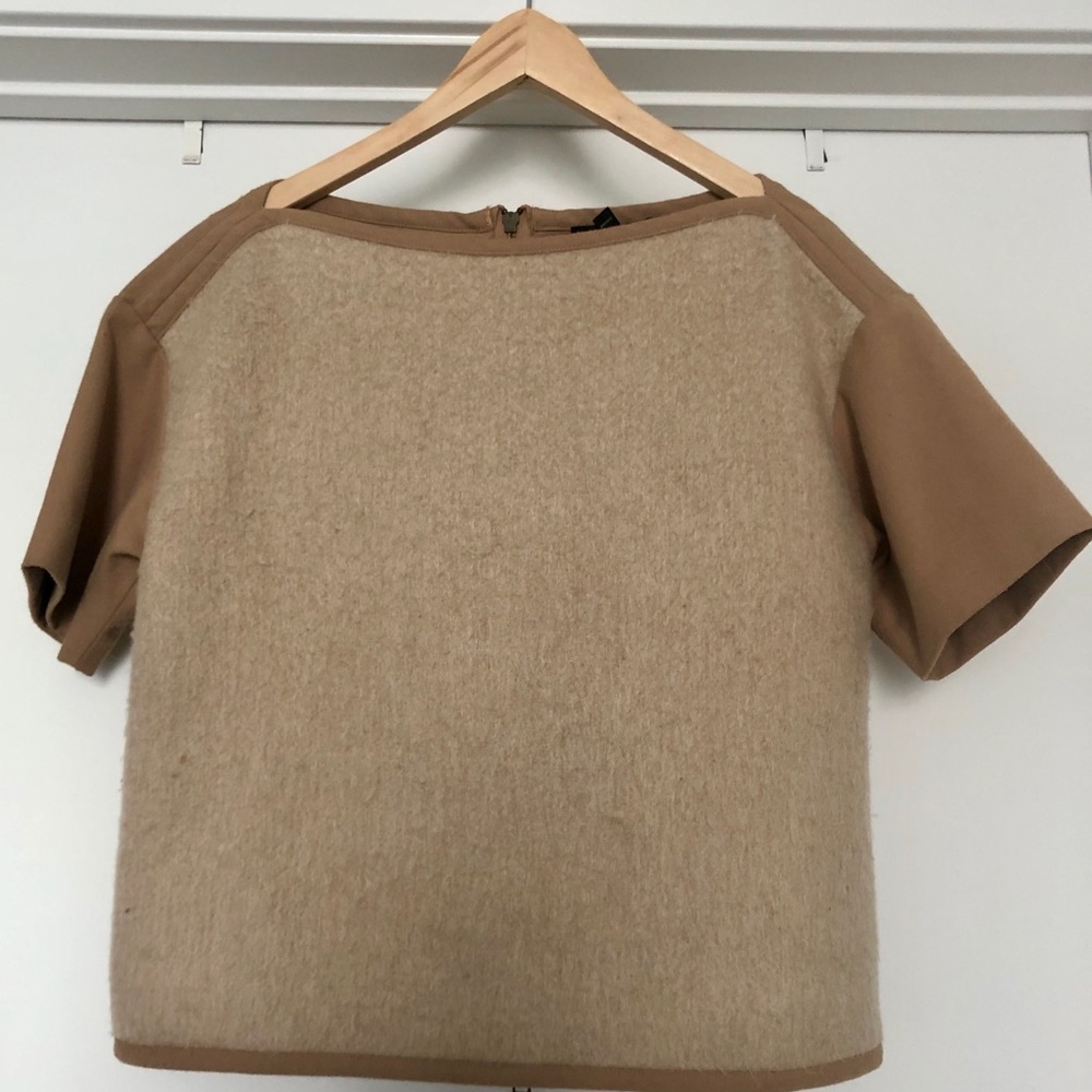 Like New! Banana Republic Short-Sleeve Top